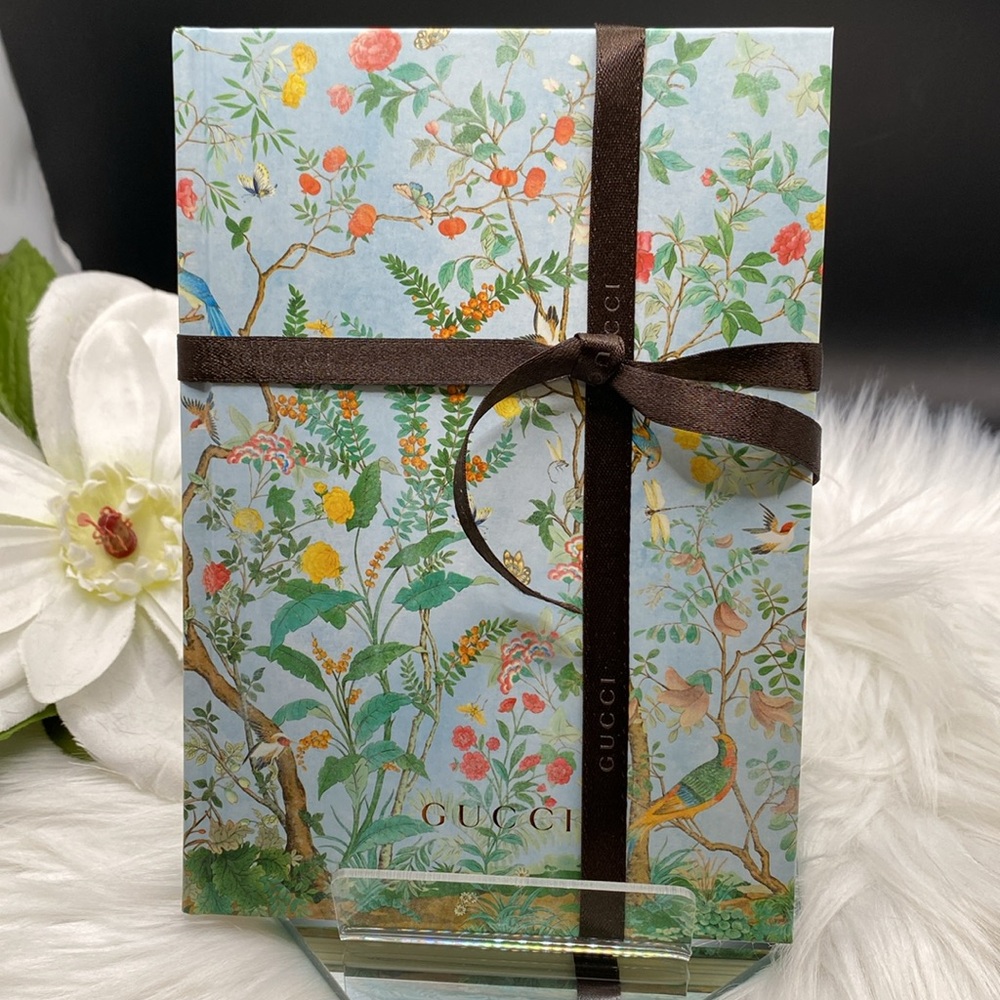 GUCCI NOTEBOOK Birds Dragonflies Floral LINED PAGES 7.5” x 5.25” x 1/2” NEW! - Picture 12 of 13